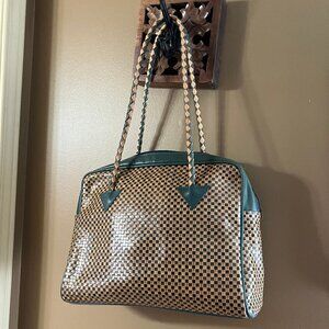 Beige/brown woven purse with green accents